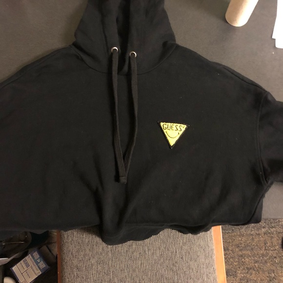 Guess x Chinatown Market x Smiley - Picture 3 of 3